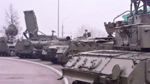 Страхът завладя Киев докато руските войници напредват към украинската столица
