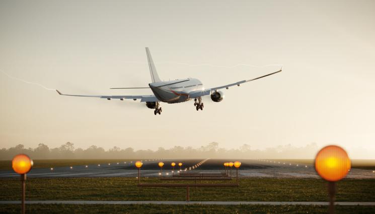 самолет - ЖЕГА ГИ МОРИ: Разтопена писта спря полетите на лондонско летище