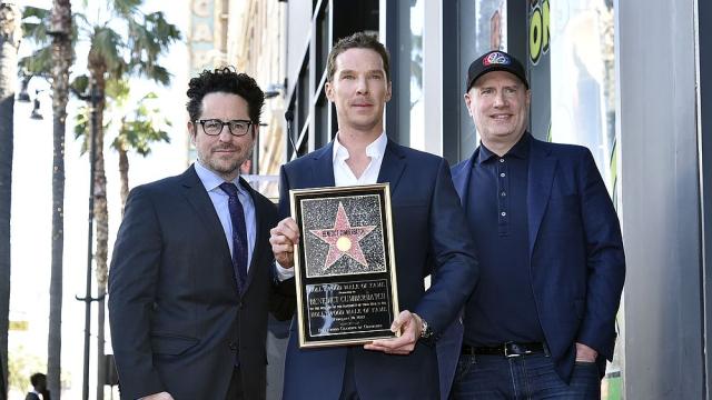 Бенедикт Къмбърбач бе почетен със звезда на холивудската Алея на славата