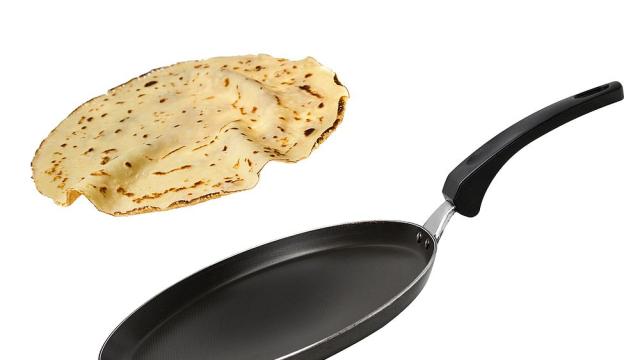 Американка спечели традиционно английско състезание по случай Деня на палачинката (СНИМКИ)