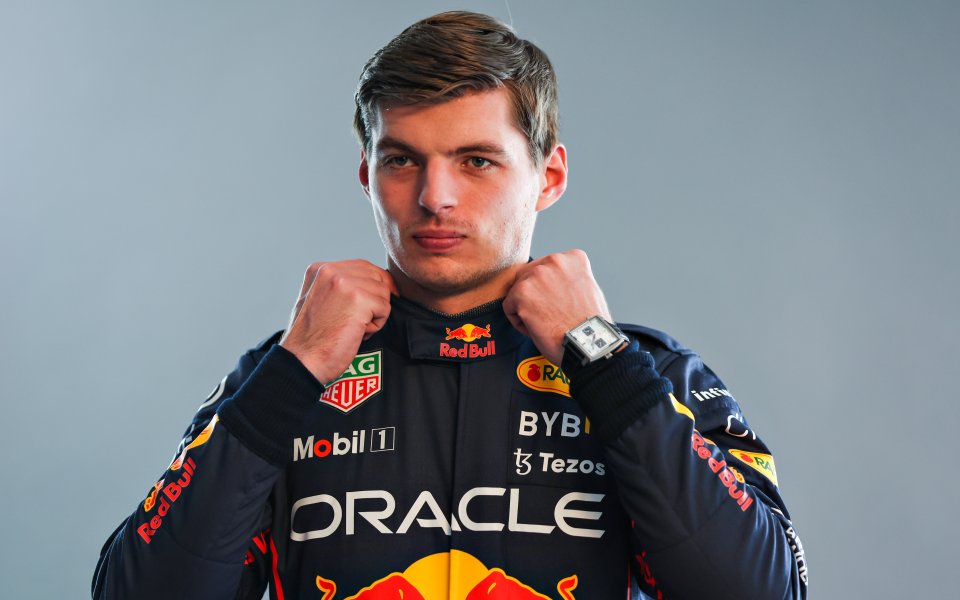 Световният шампион във Формула 1 Макс Ферстапен е подписал нов