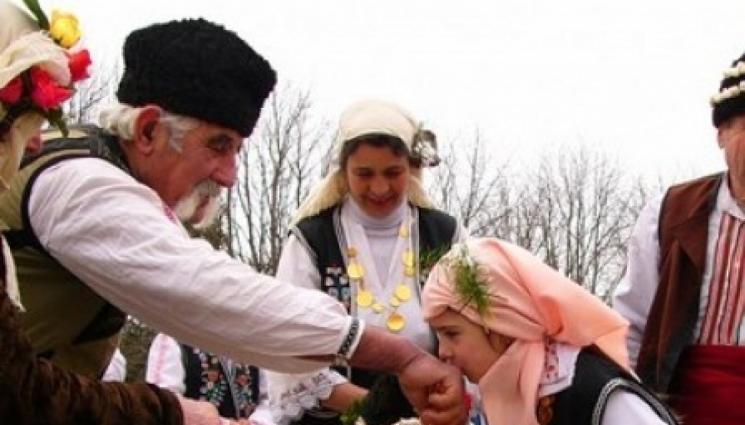 вяра - ВЯРА: Искаме си прошка, но без целуване на ръка