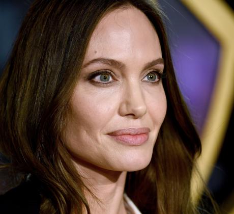 Анджелина Джоли е на място в Йемен за да помага