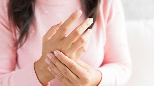 Вижте какво показва теглото на ръцете