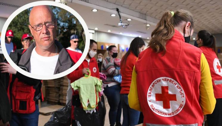 Ясен Свиленски - Българи напълниха 6 камиона с дарения за Украйна