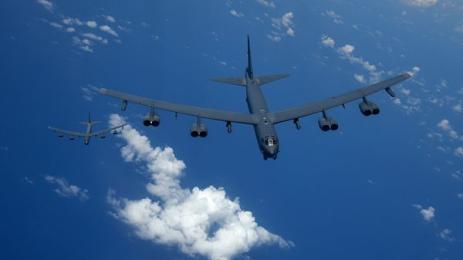 бомбардировачи B52