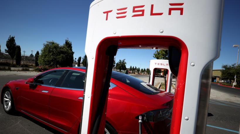 Tesla Supercharger зарядна станция