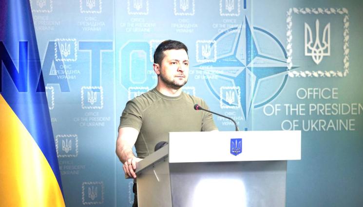 Зеленски - Зеленски втвърди тона: Безпрецедентно и абсурдно е да няма срок за членството на Украйна в НАТО!