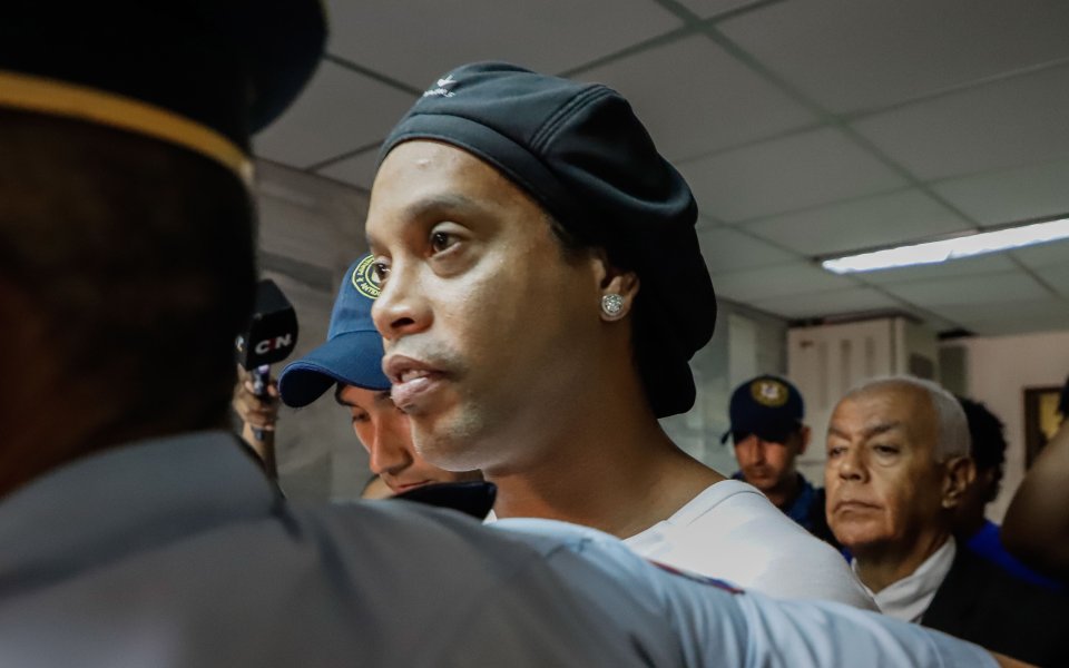 Несъмнено Роналдиньо е един от най-големите футболисти в историята на