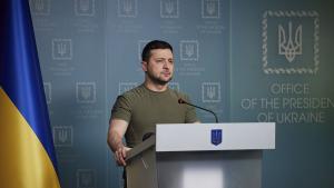 Президентът на Украйна Володимир Зеленски обяви ограничения върху дейността на