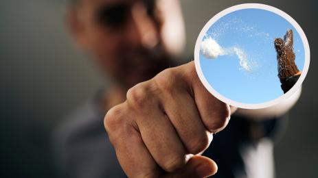 бой снежни топки