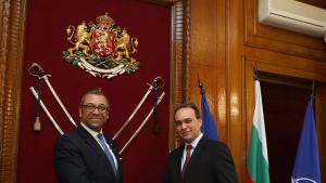 Министърът на отбраната Драгомир Заков се срещна с британския министър