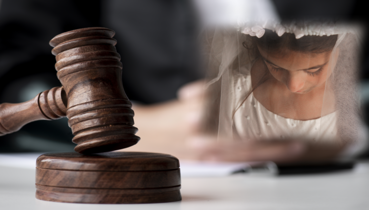 съд - Семейство без брак отива на пробация за шест месеца заради сватбата на детето си