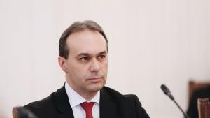 Министърът на отбраната Драгомир Заков ще участва в заседанията на