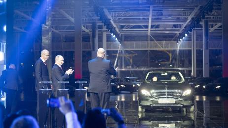 Путин даде ход на продажбата на активите на Mercedes в Русия