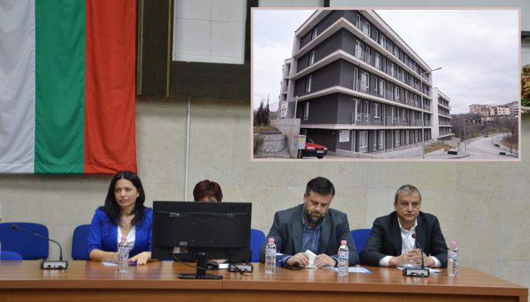 Общински съвет Благоевград - ВЪЛНА ОТ СЪПРИЧАСТНОСТ: В Благоевград дават социални жилища на украински бежанци