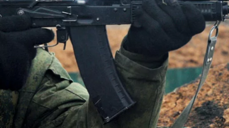 стрелба войник автомат