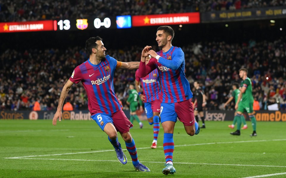 Барселона и Осасуна играят при 4:0 в мач от 28-ия