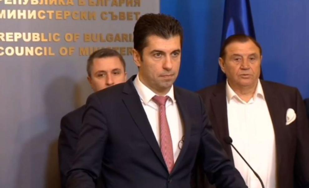 България е в средата на почти перфектна буря. Всички сме