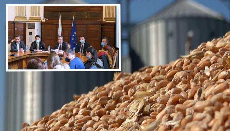 Зърно министър на земеделието Иван Иванов - Земеделският министър възмутен: Саботаж бави покупката на зърно от държавата