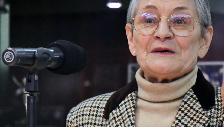 Вера Маринова - Голямата коментаторка Вера Маринова: Човечеството е загубило здравия си разум