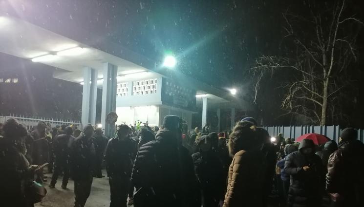 арест бойко ГДНП - ЕКСКЛУЗИВНО:  Посрещнаха ареста на Борисов със заря (СНИМКИ+ВИДЕО)