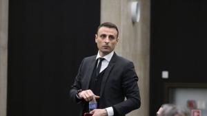 Димитър Бербатов се яви на разпит в Главна дирекция Национална