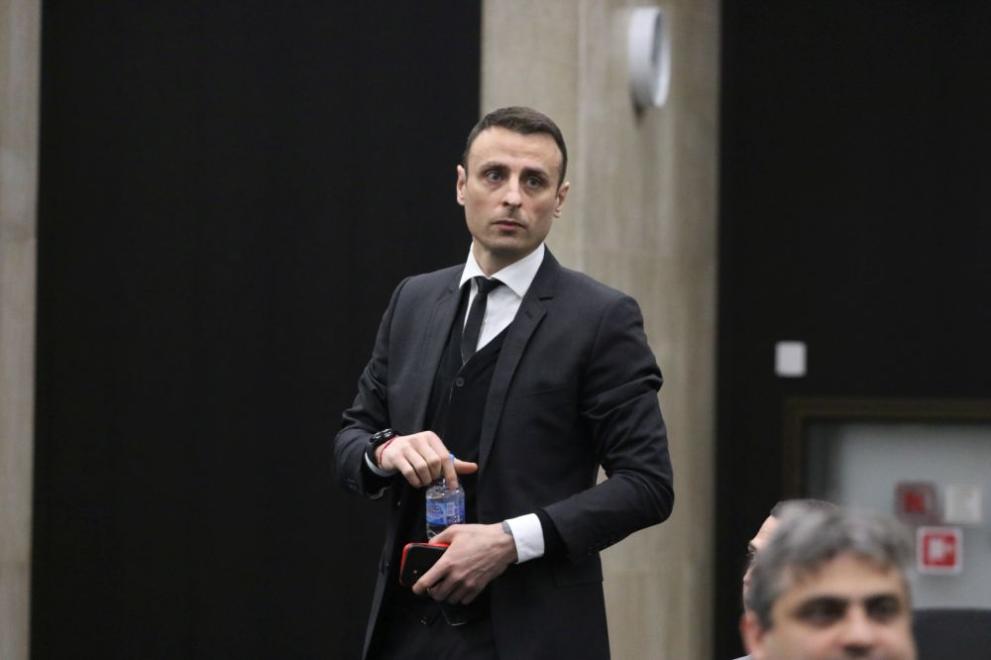 Димитър Бербатов се яви на разпит в Главна дирекция Национална