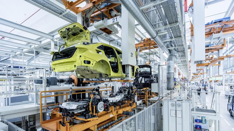 поточна линия завод Audi A3