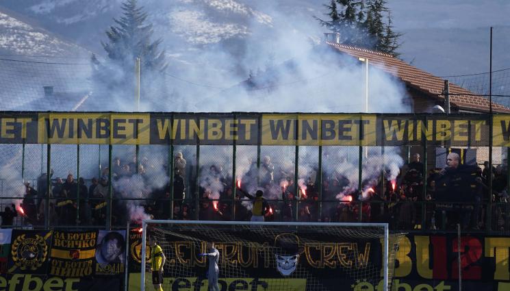 Ботев Пловдив - Феновете на ЦСКА плащат по 8 лв. за вход на Коматево, тези на Локо (Пд) - по 14, за да влязат на „Герена“