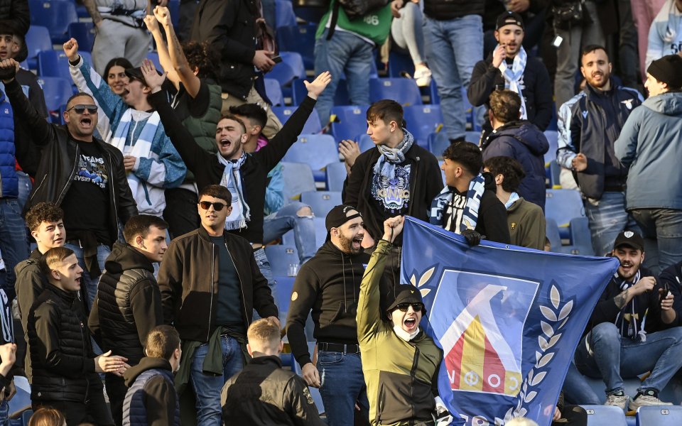 Феновете на Левски вкараха в касата на клуба още 81