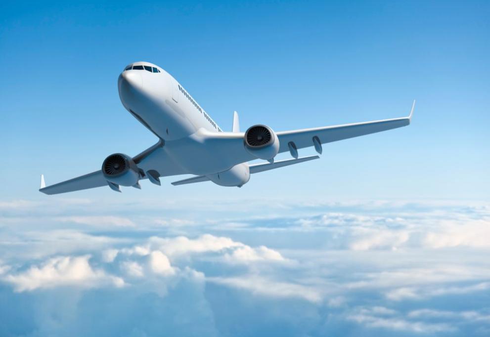 Нискотарифната авиокомпания flyadeal обяви в събота, че е извършила полет