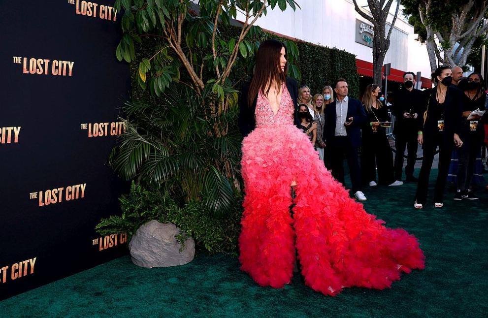  Сандра Бълок 