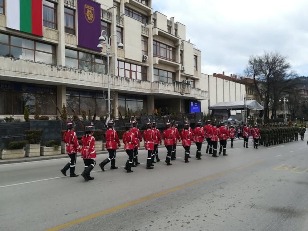 Историческата и духовна българска столица празнува