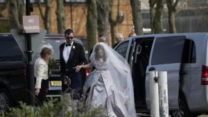 Основателят на Уикилийкс Джулиан Асандж се ожени за дългогодишната си
