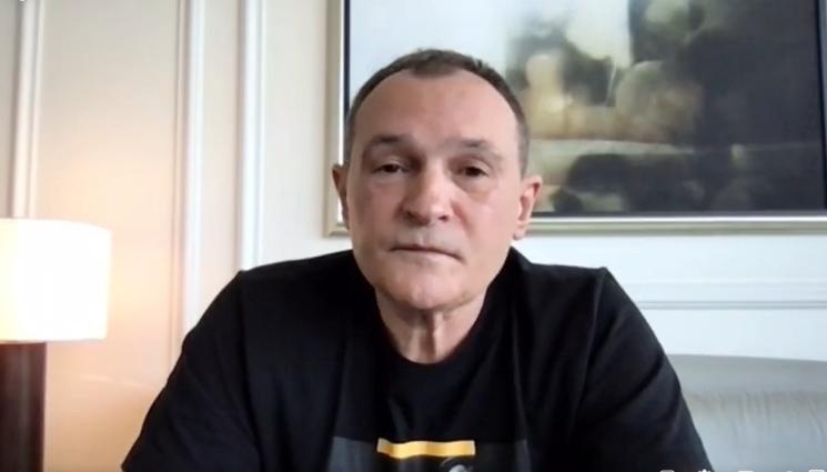 Васил Божков - Божков пише мафиотски сценарий: Колко милиона може да скриеш в якето?