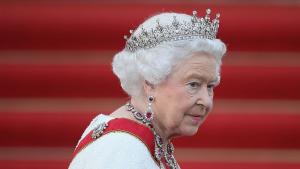 Британската кралица Елизабет няма да присъства на откриването на парламента