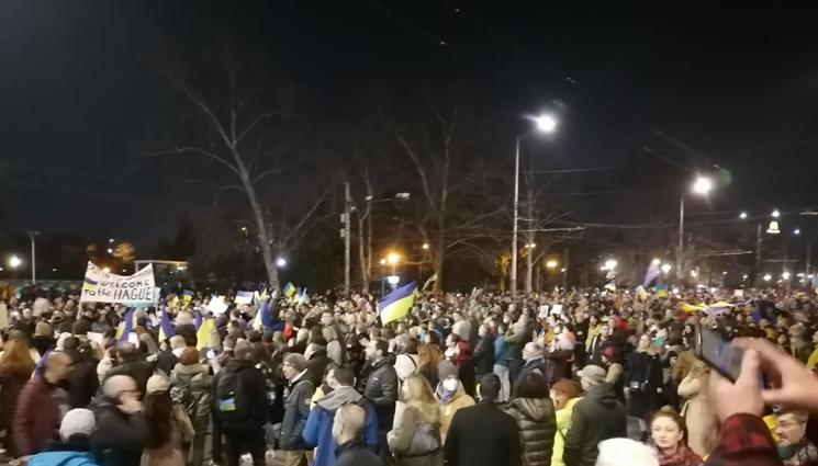 шествие Украйна - В ПОДКРЕПА НА УКРАЙНА: Хиляди излязоха на шествие в София (ВИДЕО)