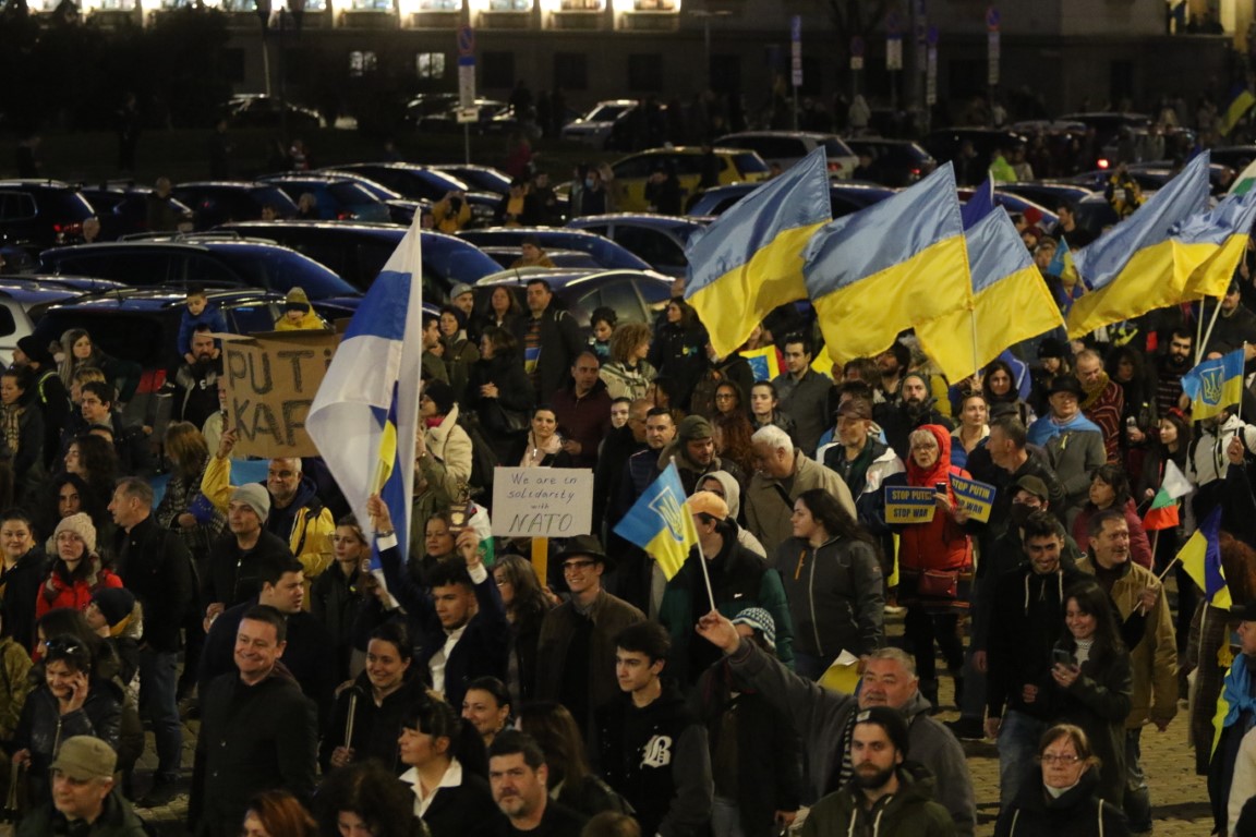 Огромно шествие в София срещу войната в Украйна