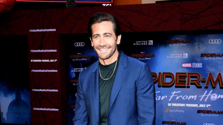 Синьото му отива: Джейк Джиленхол на премиерата на „Спайдърмен: Далеч от дома“ през 2019 г.
