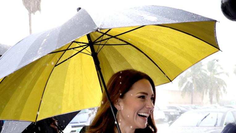  Кейт и Уилям на посещаване в локално учебно заведение и уличния фестивал на Джункану 