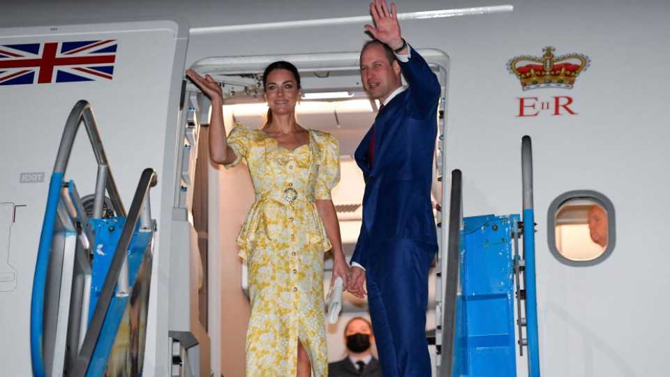 Кейт Мидълтън принц Уилям кралско турне Кариби