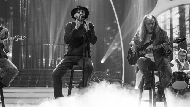 Втора победа за Дарин с емоционално изпълнение в „Като две капки вода“ (ВИДЕО)