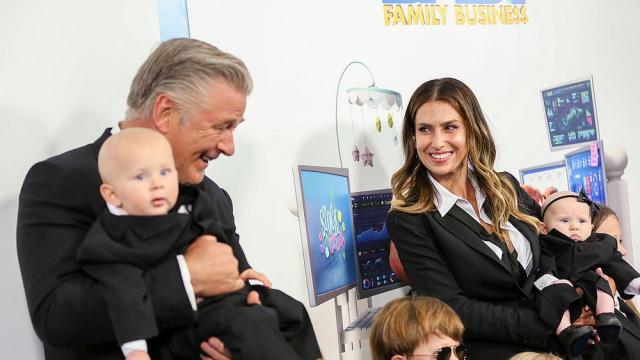 Алек и Хилария Болдуин очакват седмото си дете (ВИДЕО)