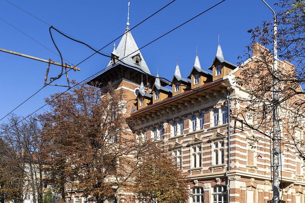 В България е пълно с невероятни архитектурни бижута, строени в