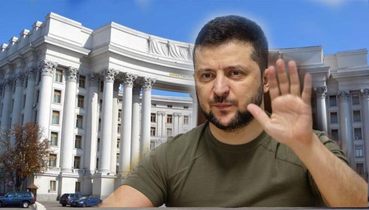 зеленски - Зеленски уволнява всички украински посланици, които не се борят за оръжие, санкции срещу Русия и ограничения за руския бизнес в страните, където са пратени. Първи изхвърчаха дипломатите в Грузия и Мароко