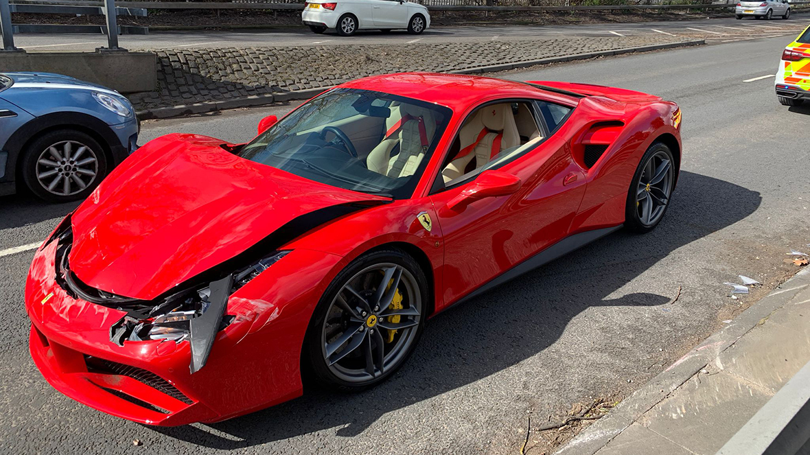 Ferrari 488 GTB катастрофа