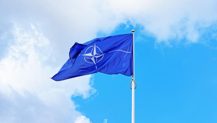 нато - Румънският президент е сред спряганите имена да оглави НАТО