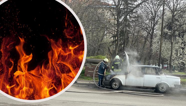 вартбург пожар - НЕМСКАТА МЕЧТА ИЗГОРЯ: Автомобил се запали до оживена спирка в столицата (СНИМКИ)