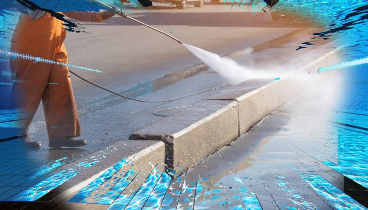 миене улици басейн - ГОЛЯМОТО ЛЪСКАНЕ: Мият Бургас с вода втора употреба